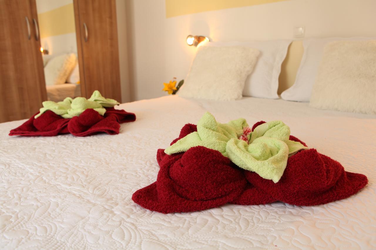 Guesthouse Samolov Vrhovine Экстерьер фото